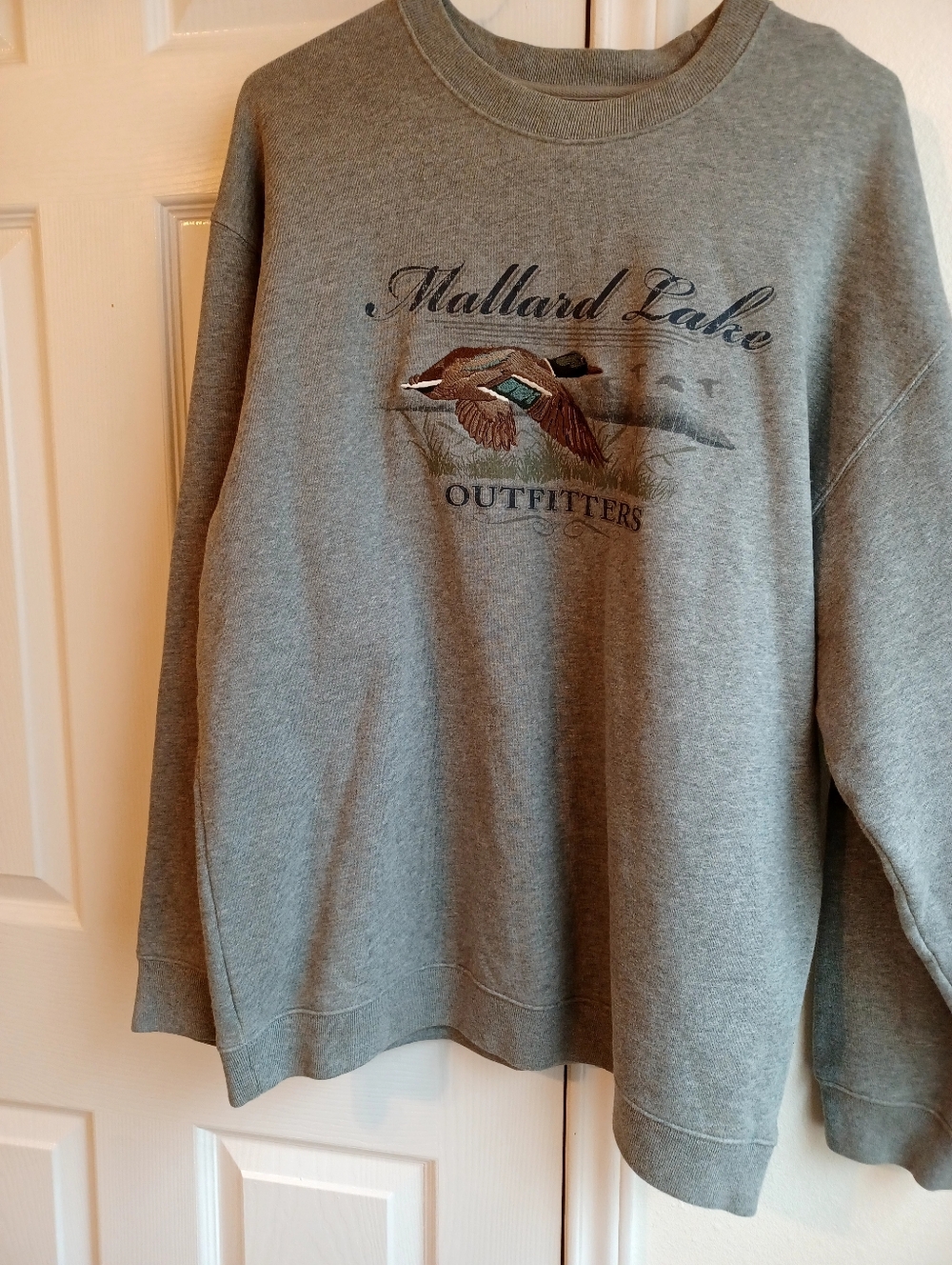 Sweatshirt - Picture 2 of 2